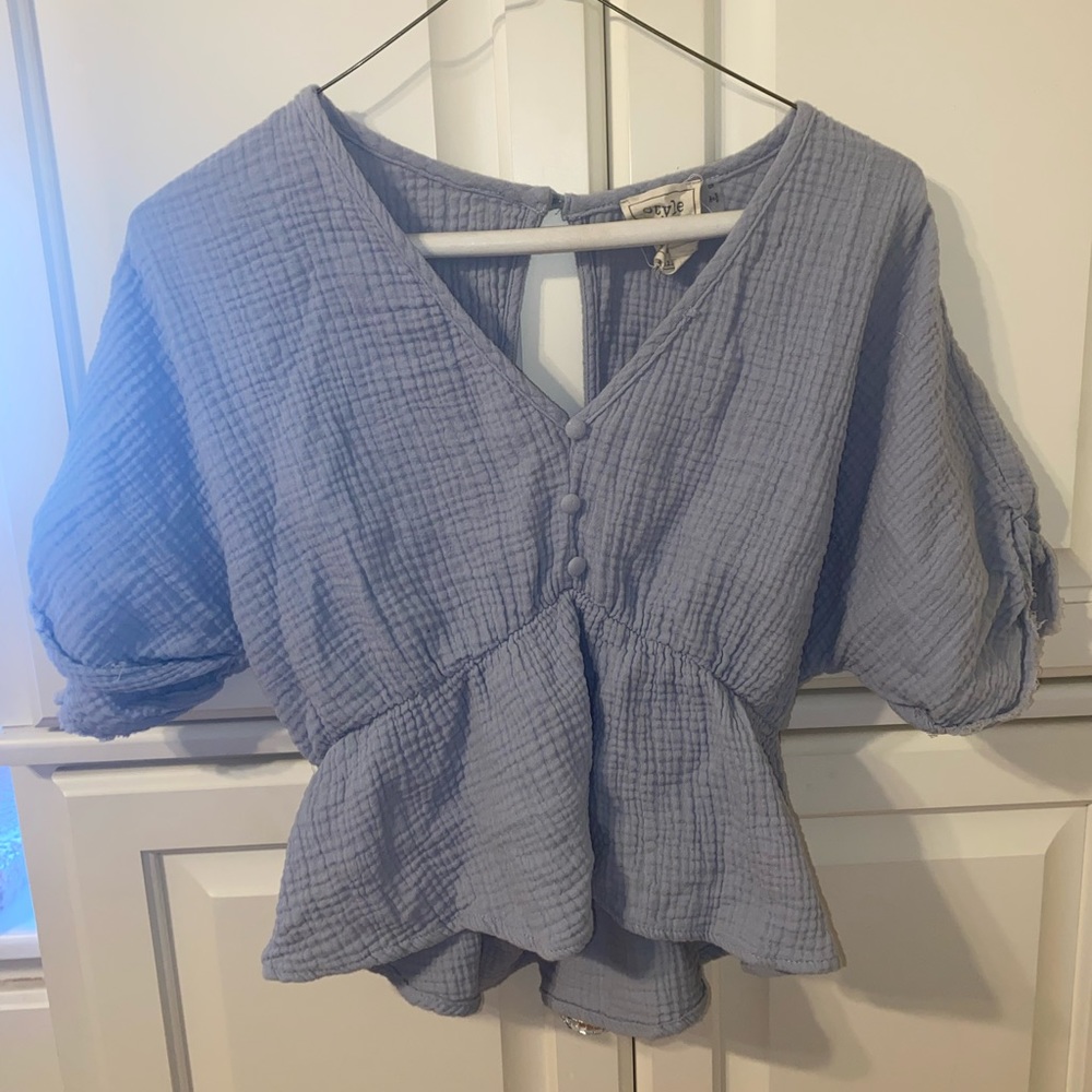 Style rack blue top